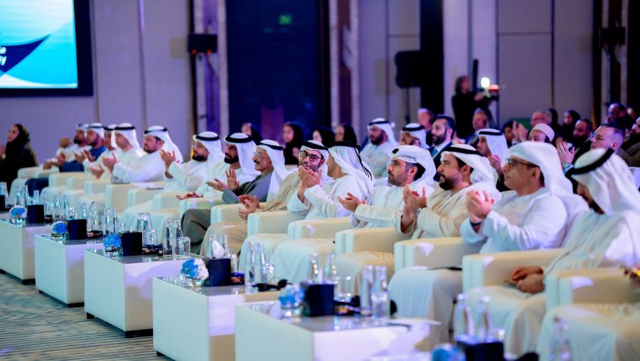 جمارك دبي توقع مذكرة تفاهم مع "دبي للتحكيم الدولي" لتحفيز نمو قطاع الخدمات اللوجستية بما يواكب أجندة دبي الاقتصادية