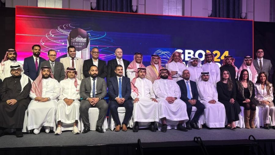 stc  وsolutions by stc تحصدان جائزتين من جلوبال بيزنس