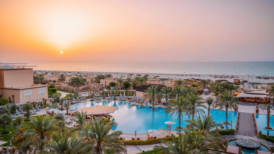 Rotana Books Oracle Cloud to Boost its Hotel Operations