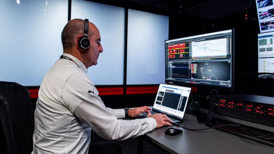 Driving Innovation: Lenovo and F1® Embracing an AI Future Together to Boost Technical Operations