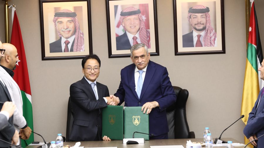 Samsung Electronics Levant Signs MoU with the University of Jordan to Support Technical and Technological Education