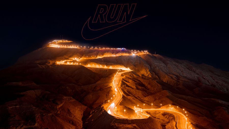 AREA 72 DXB from mountain peaks to beach shores: Nike Unites Sir Mo Farah and Winfred Yavi with Rebellious UAE Runners at Jebel Hafeet and Calls All UAE Runners to Kite Beach