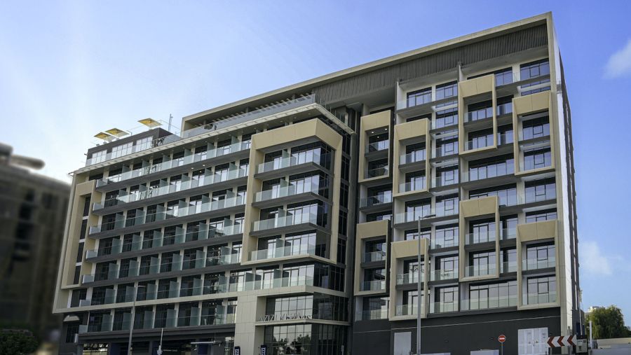 عزيزي للتطوير العقاري تُعلن عن بدء تسليم مشروع "عزيزي فيستا" في مدينة دبي للاستوديوهات