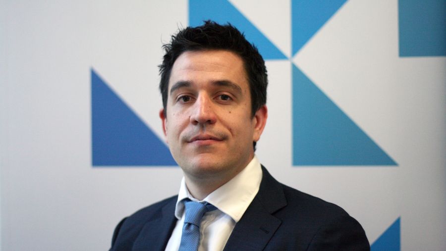 %97 من سكان الإمارات يستخدمون الذكاء الاصطناعي في حياتهم اليومية، تأكيداً لمكانة الدولة كنموذج رائد في تبني التقنية عالمياً