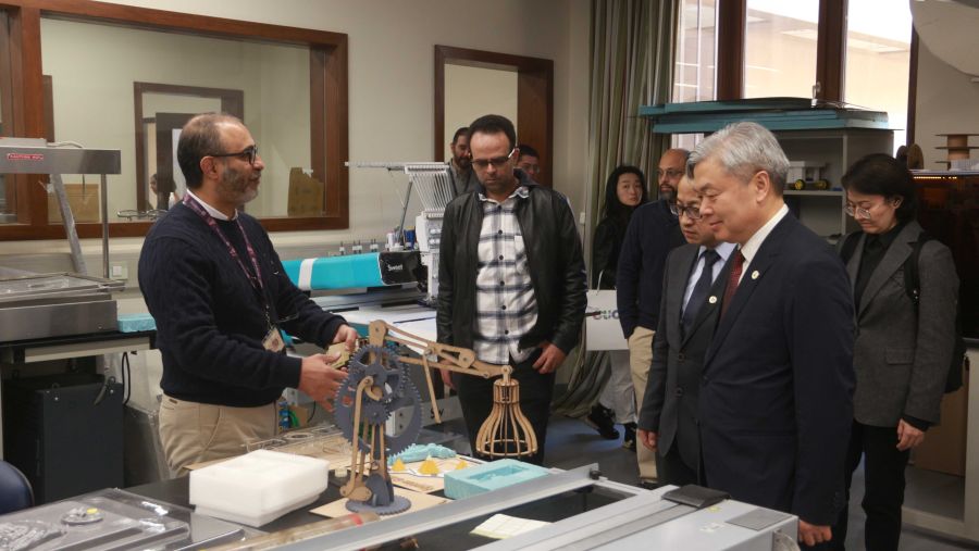 AUC Welcomes High-level Delegation from the Communication University of China