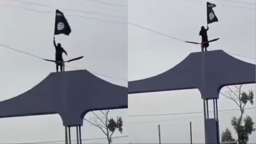 Syria's Raqqa, ISIS flag
