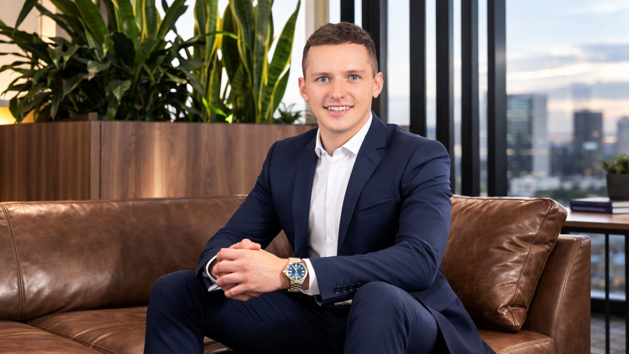 Oil and Gold Surge as Middle East Tensions Rattle Global Markets