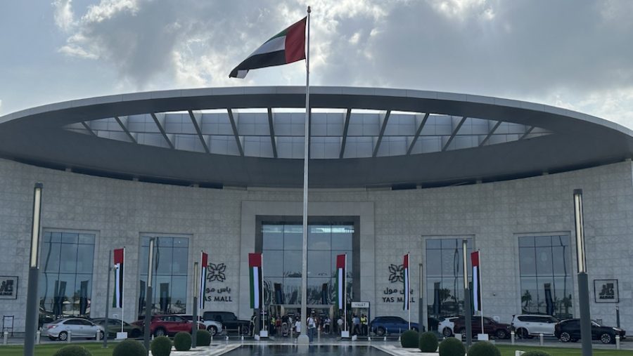 "ياس مول" أول مركز تسوق في المنطقة يعتمد البرنامج الدولي "دوّار الشمس" دعماً أصحاب الهمم من ذوي التحديات غير المرئية