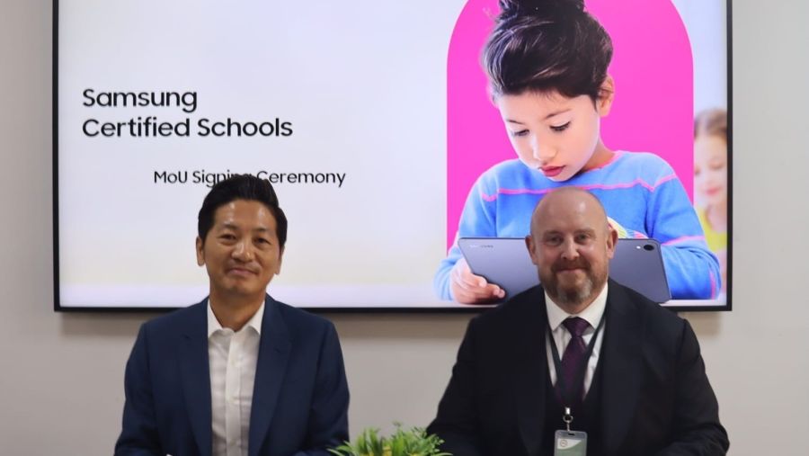 Samsung and Emirates International School Meadows sign MoU to become a Samsung Certified School in the UAE