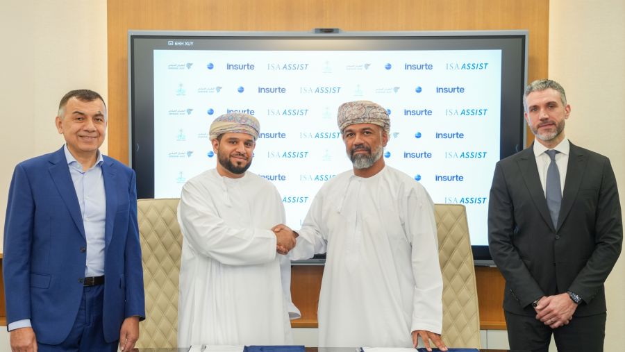 Oman Air Signs Takaful Oman as Local Partner for Travel Insurance