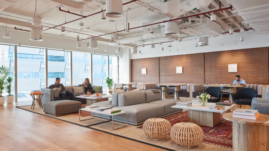 Hub71 Partners with ADIO to Grant AED 10 Million to Startups as Countdown to the Outliers Begins