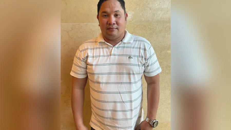 Delivery Driver Becomes Millionaire Overnight With Mahzooz!