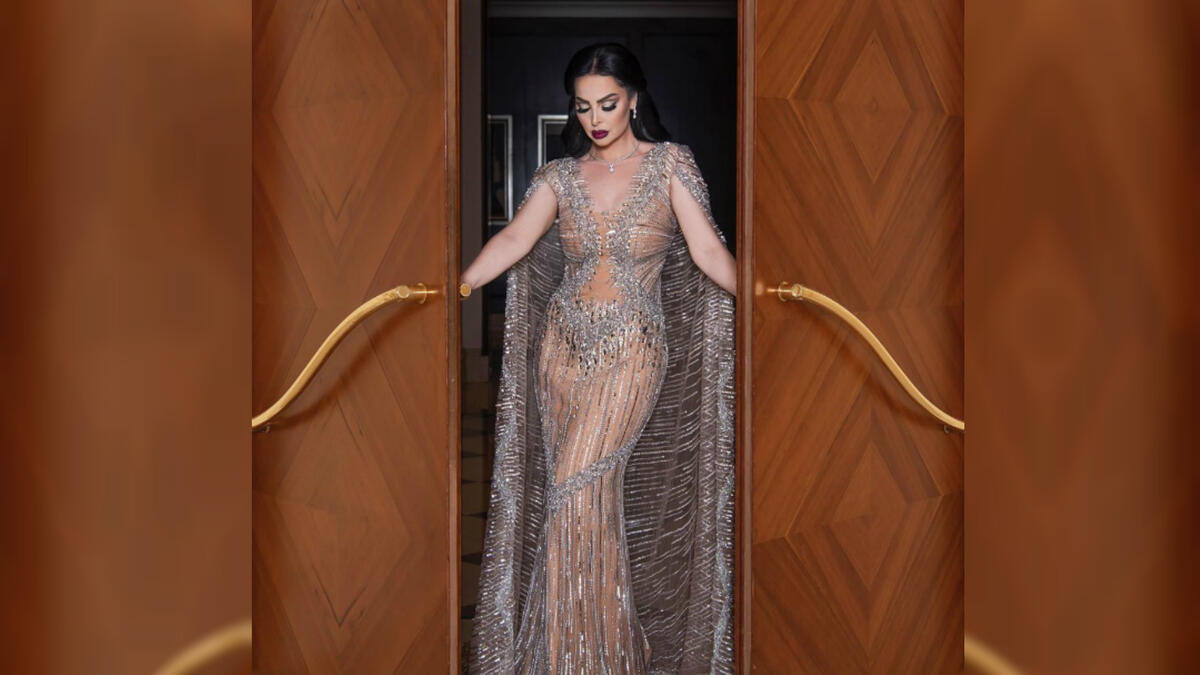 Diana Karazon chose a silver and beige dress for her concert in Jerashs southern theater Source dianakarazonw Instagram