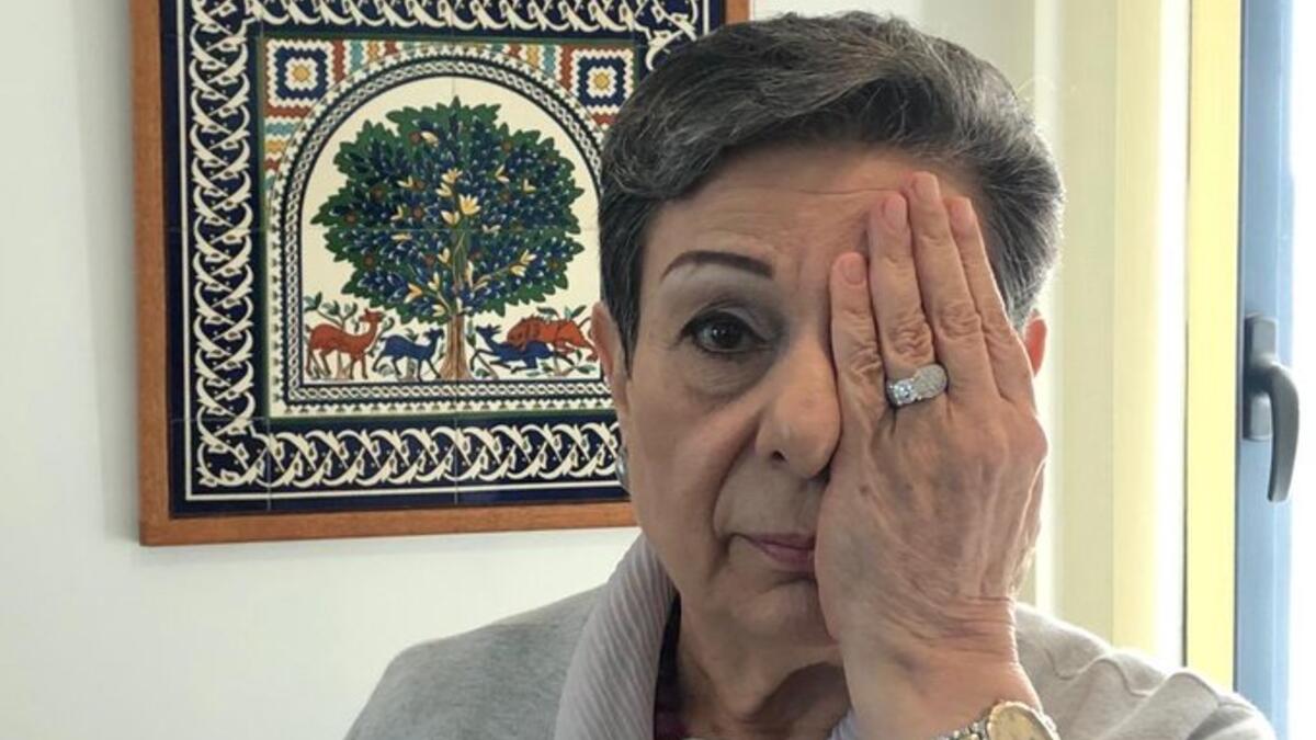 Palestinians are showing solidarity with him by sharing photos of themselves with one closed eye (Twitter)