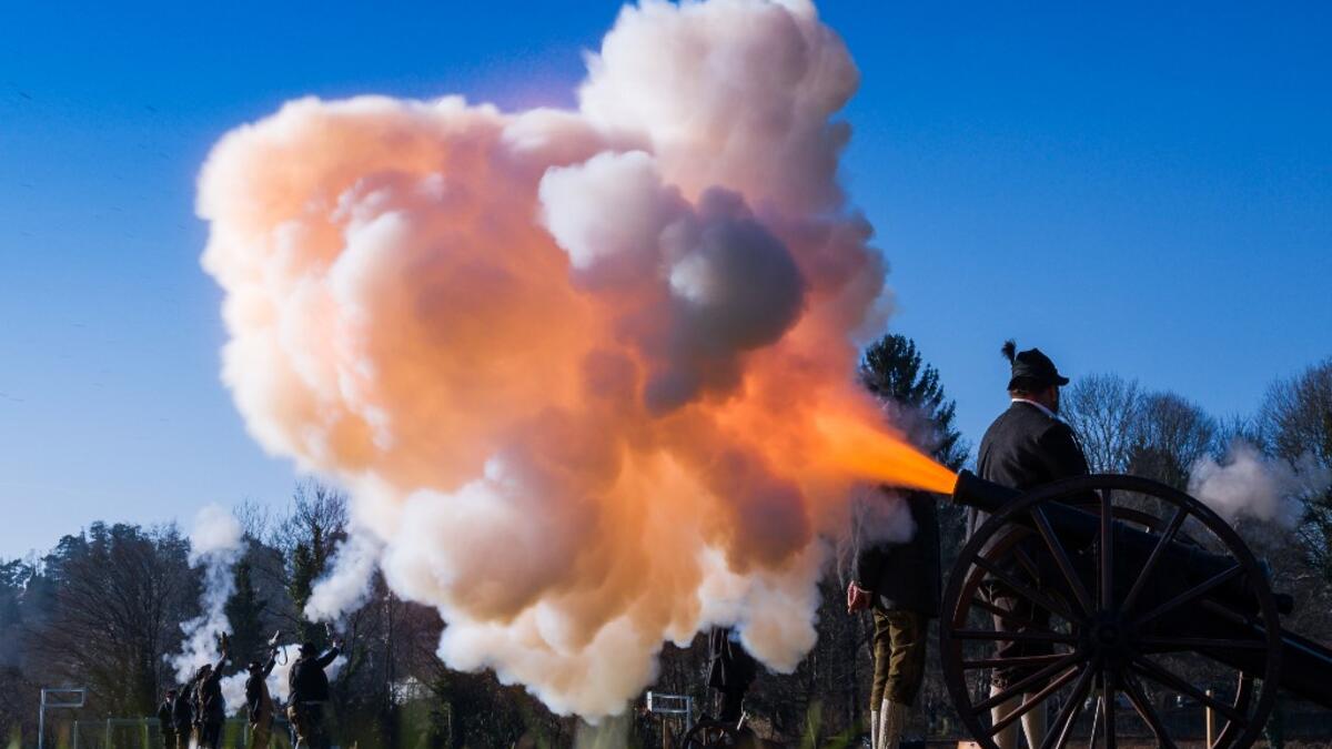 Members of the "Boellerschuetzenverein Feldafing" Upper Bavarian firecracker club fire their rifles and cannons to welcome the new year on January 1, 2020 in Feldafing near Munich, southern Germany. Peter Kneffel / dpa / AFP