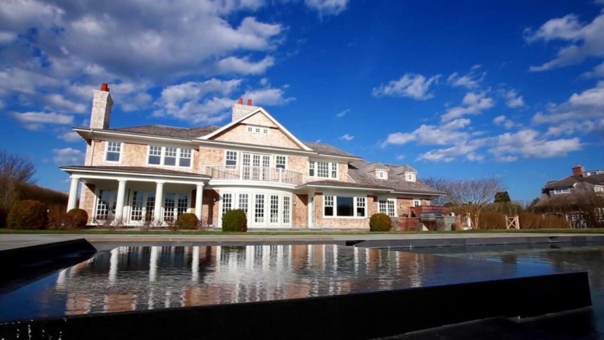 5. Four Fairfield Pond, New York, USA