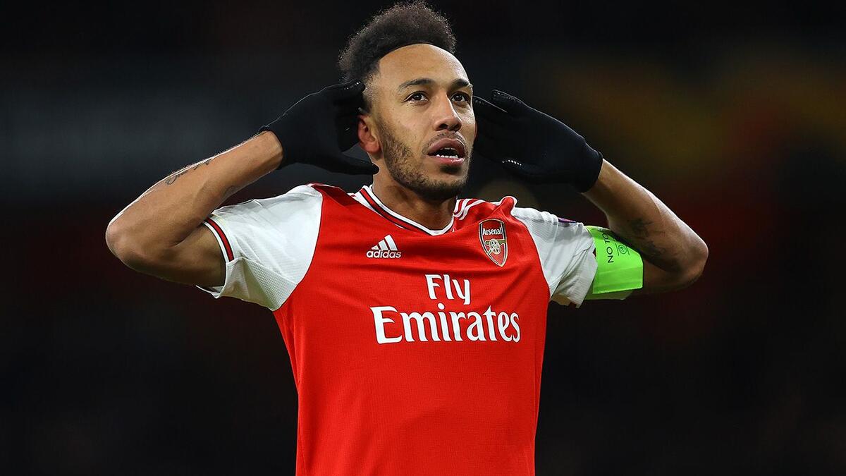 3- مهاجم آرسنال بيير إيميريك أوباميانغ (35.5 كم/ساعة)