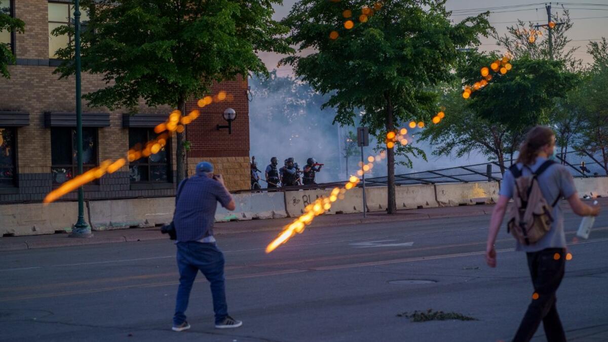 Three days after a policeman was filmed holding his knee to George Floyd's neck for more than five minutes until he went limp, outrage continued to spread over the latest example of police mistreatment of African Americans. kerem yucel / AFP