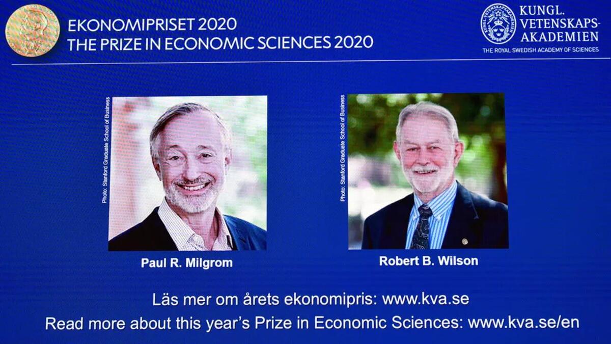 جائزة نوبل في الاقتصاد: مُنحت للأمريكيين "بول ميلجروم" و"روبرت ويلسون" لدورهما في "تحسين نظرية المزاد واختراعات تنسيقات المزاد الجديدة".