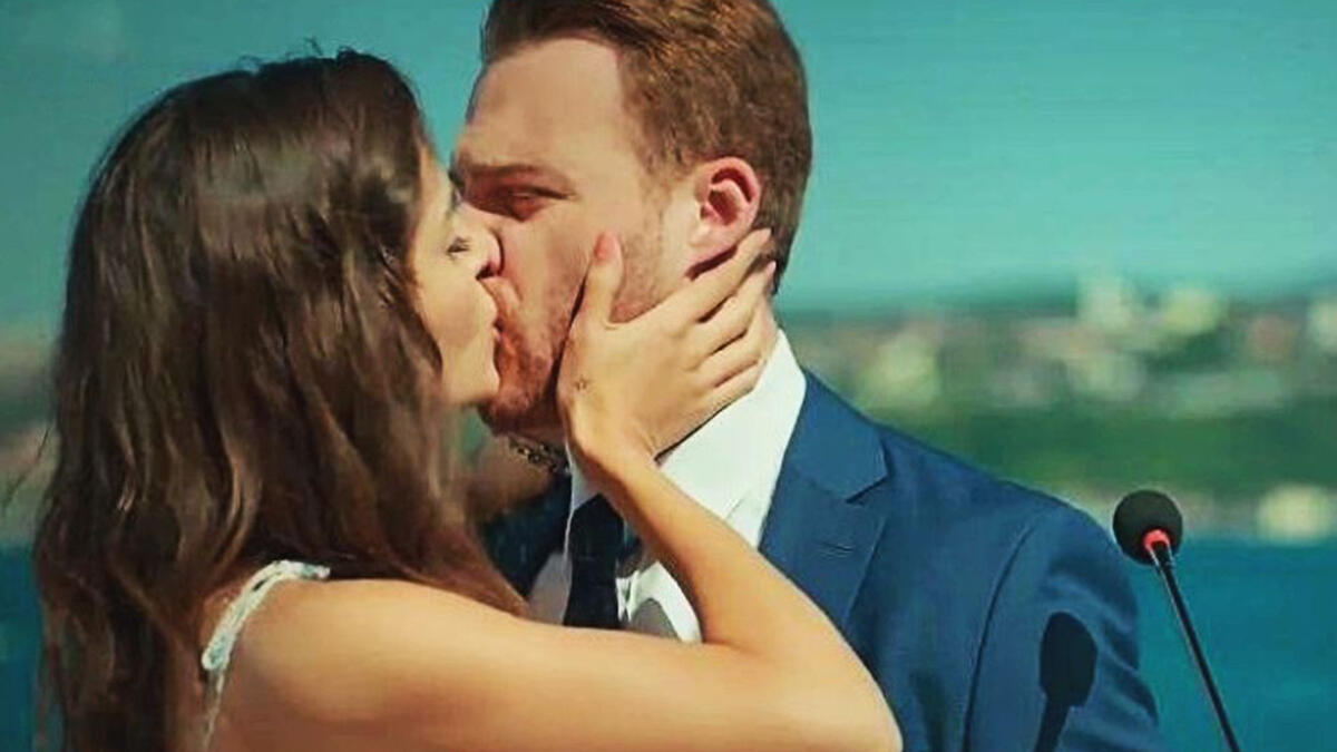 Hande Erçel and Kerem Bürsin