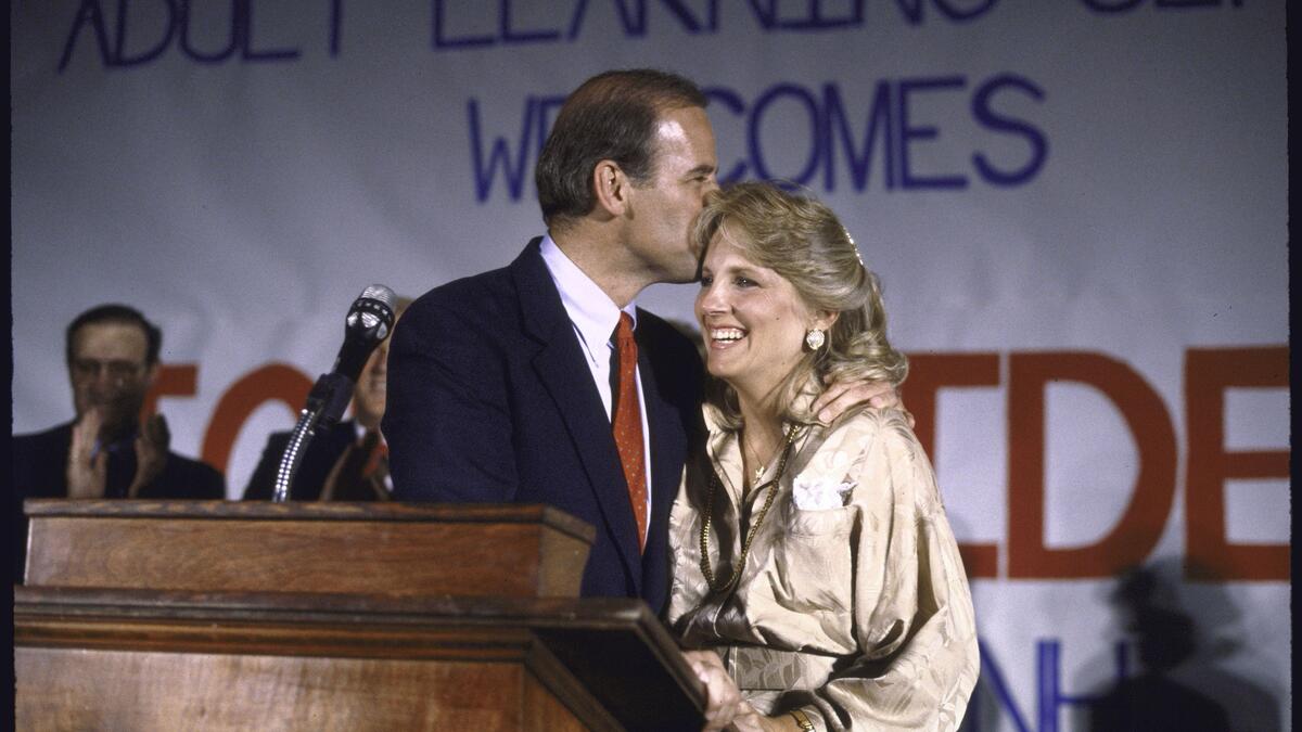 تزوجت من "جو" عام 1977، وأصبحت زوجة أب لابنيه الصغار من زواجه الأول، بو وهنتر، اللذان توفيت والدتهما وشقيقتهما، وقد أنجبا عام 1981 ابنتهما الوحيدة "آشلي".