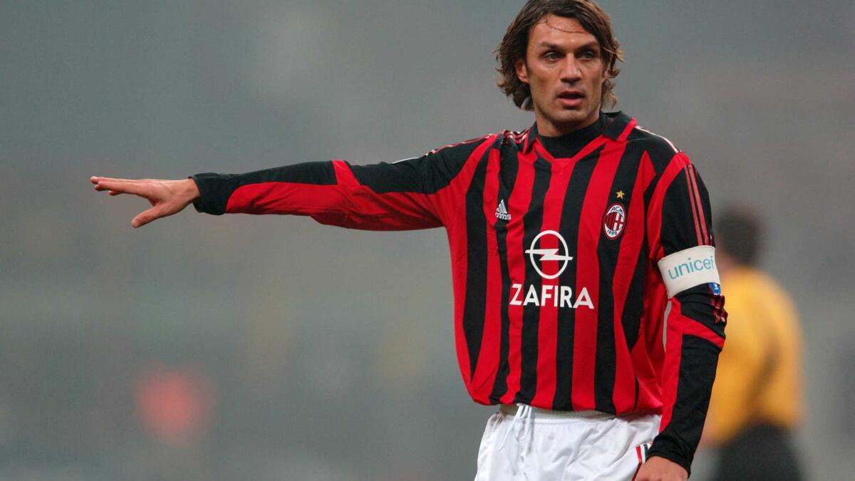 الظهير الأيسر: الإيطالي باولو مالديني