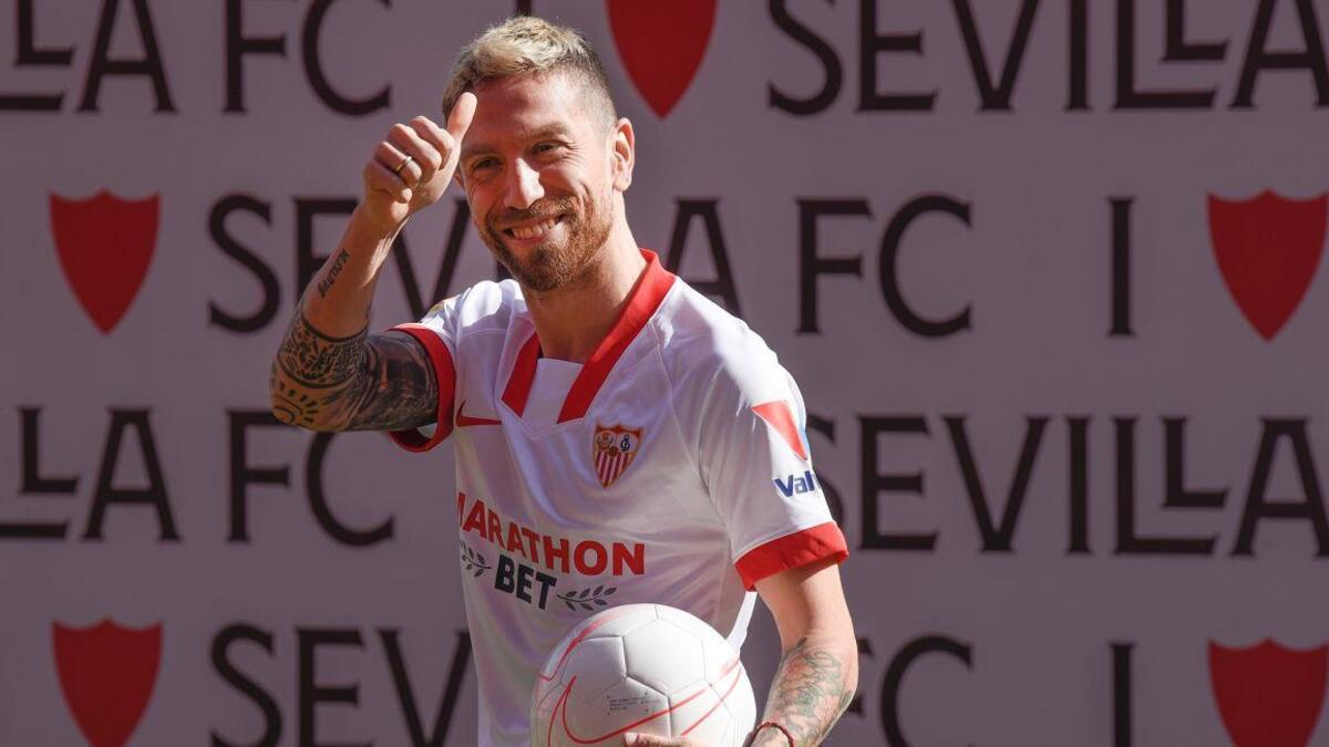 المهاجم الأرجنتيني أليخاندرو غوميز: من أتالانتا إلى إشبيلية مقابل 5 ملايين يورو