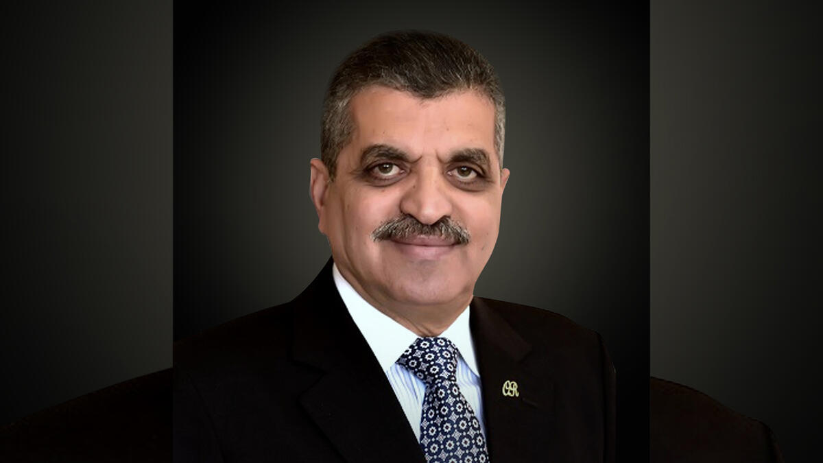 10 . Osama Mounier Mohamed Rabi (Egyptian)