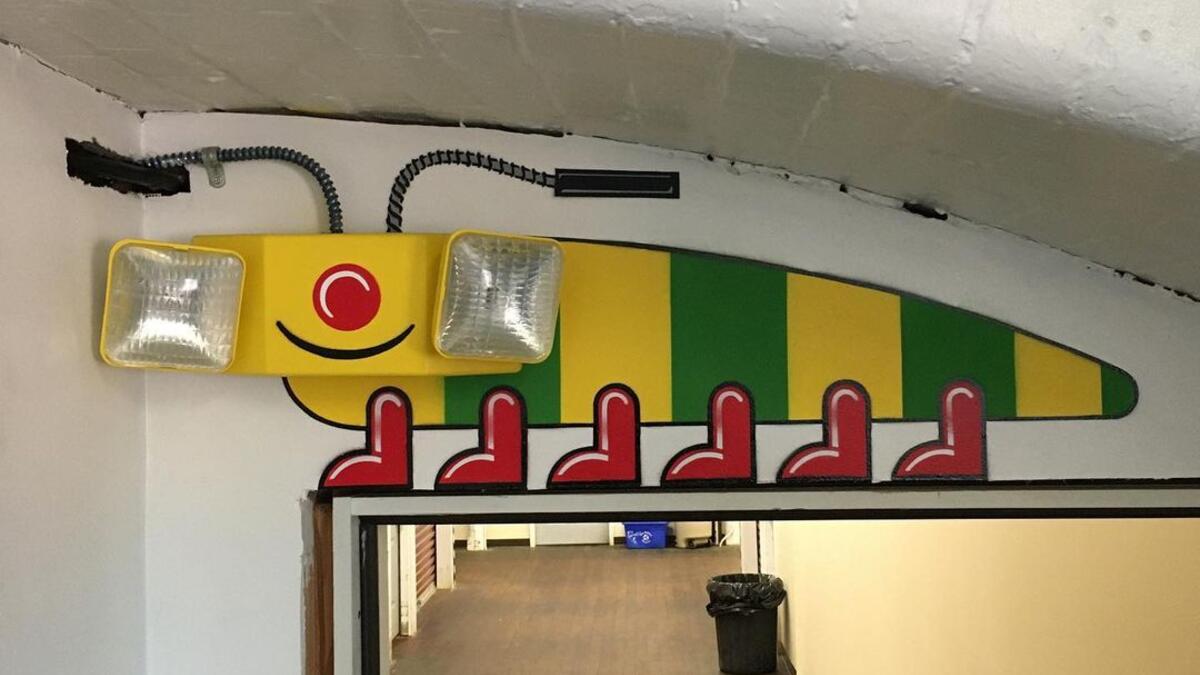 American street artist Tom Bob