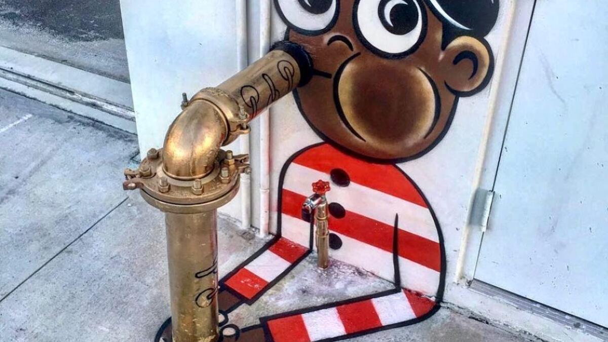 American street artist Tom Bob