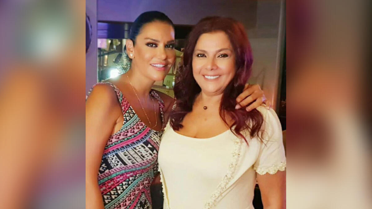 Sabah Jazairi with Syrian actress Nazli Rawas