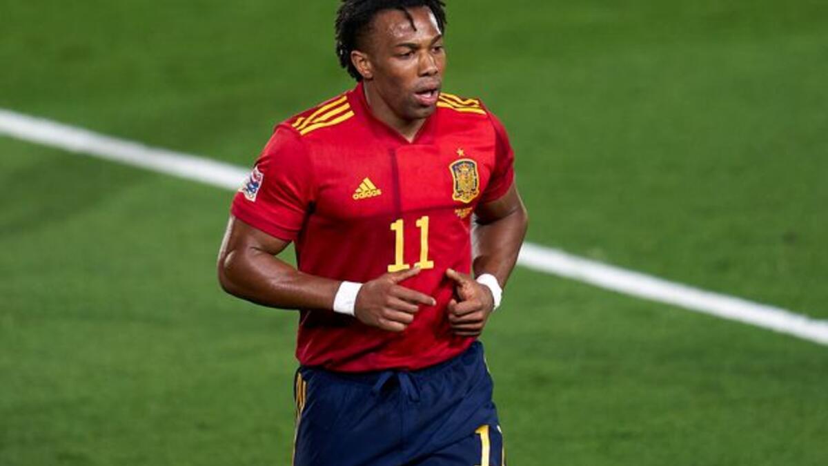 9- الإسباني آداما تراوري (25 عاماً) بقيمة 30 مليون يورو