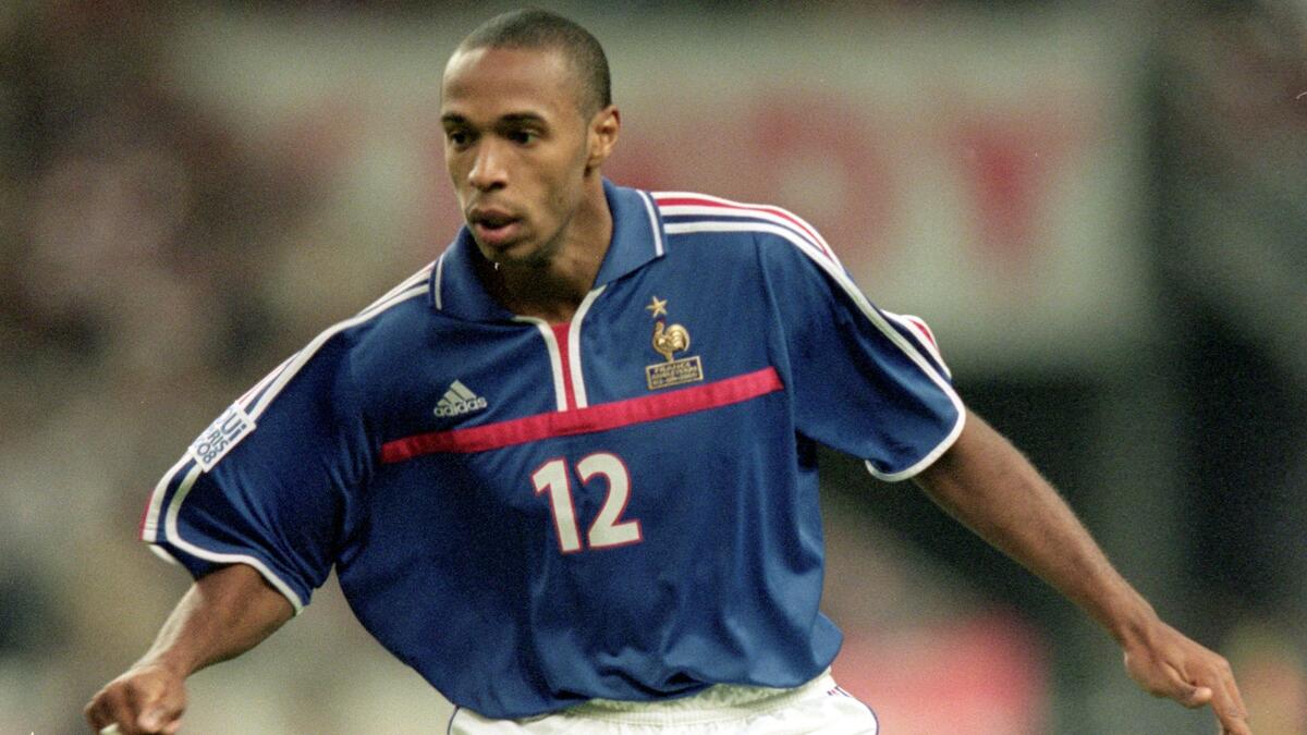 الفرنسي تييري هنري (6 أهداف)