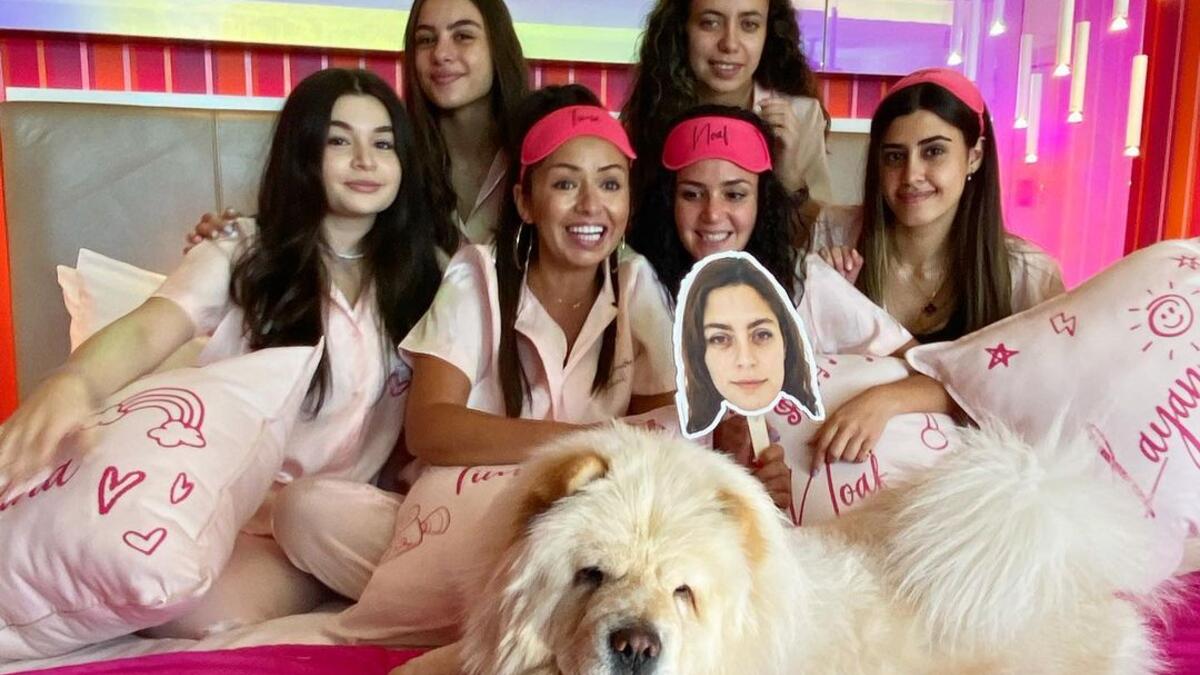 مسلسل "مدرسة الروابي للبنات" من بطولة: أندريا طايع، ركين سعد، نور طاهر، وهو من التأليف تيما وإسلام الشوملي وشيرين كمال وإخراج تيما الشوملي.