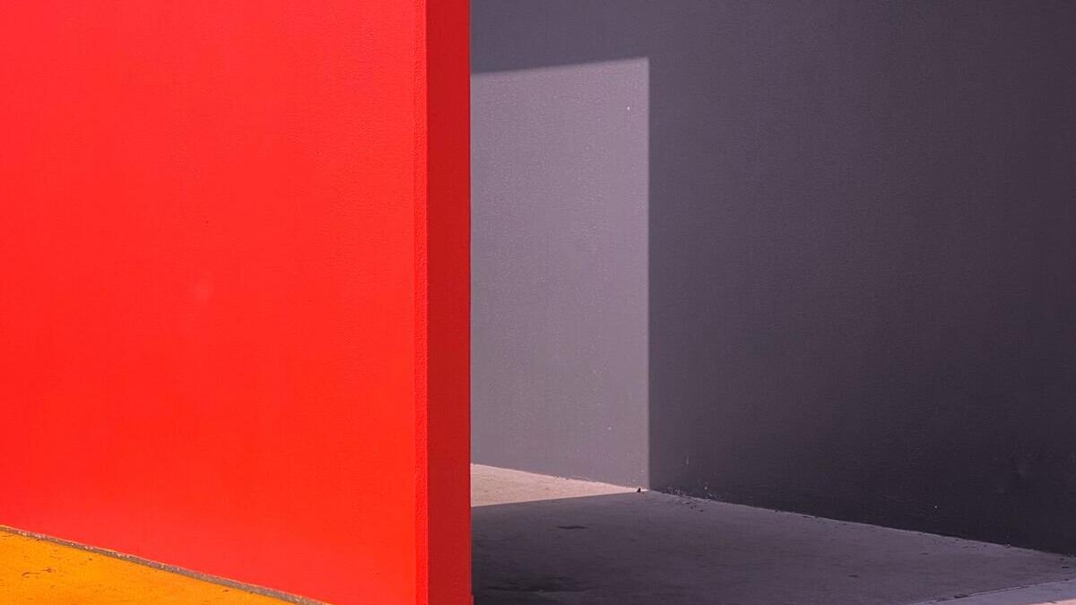 فئة التجريد: صورة بعنوان "بدون عنوان" للمصور الأسترالي "جلين هومان" صُورت على iPhone11.