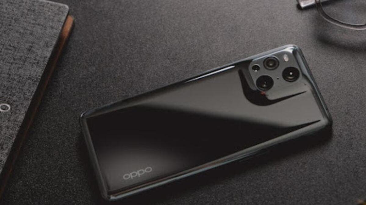 6. Oppo Find X3 Pro