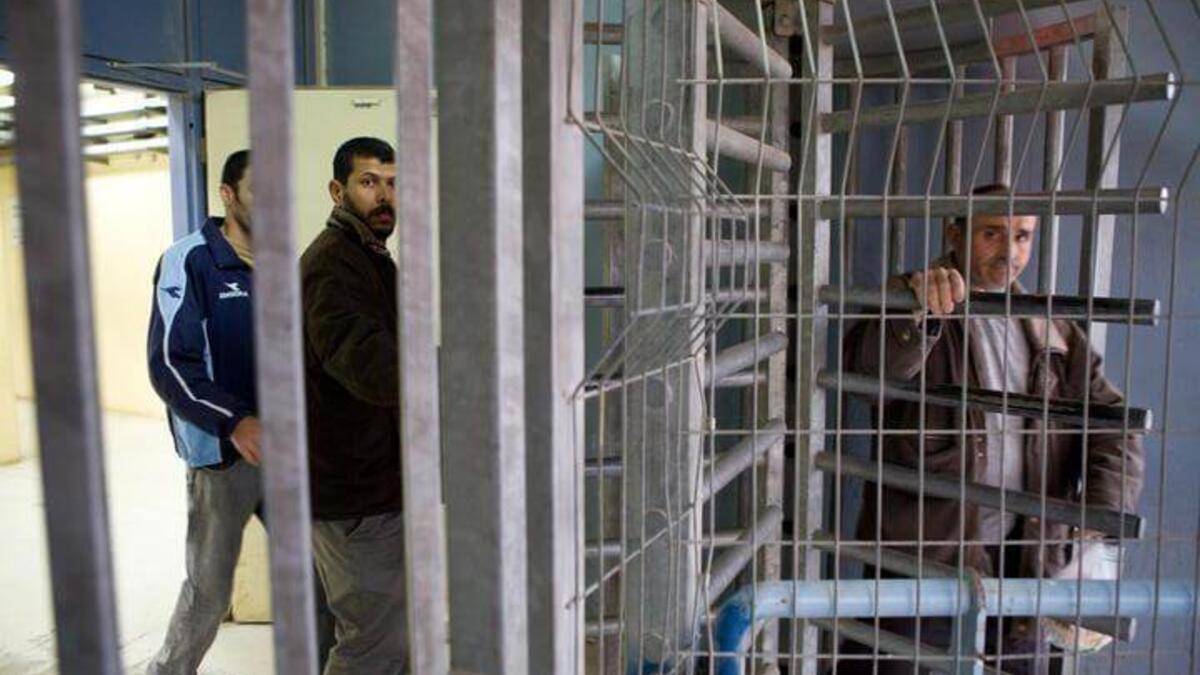 كما تعد الشركة الأمريكية هي الجهة المسؤولة عن سجن الأطفال لدى الاحتلال، كما أنها تدعم سياسة الاعتقال الإداري التي تتبعها إدارة السجون مع الأسرى الفلسطينيين.