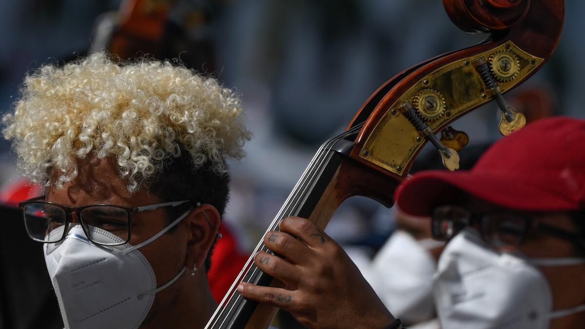 Venezuelan musicians form the world's largest orchestra