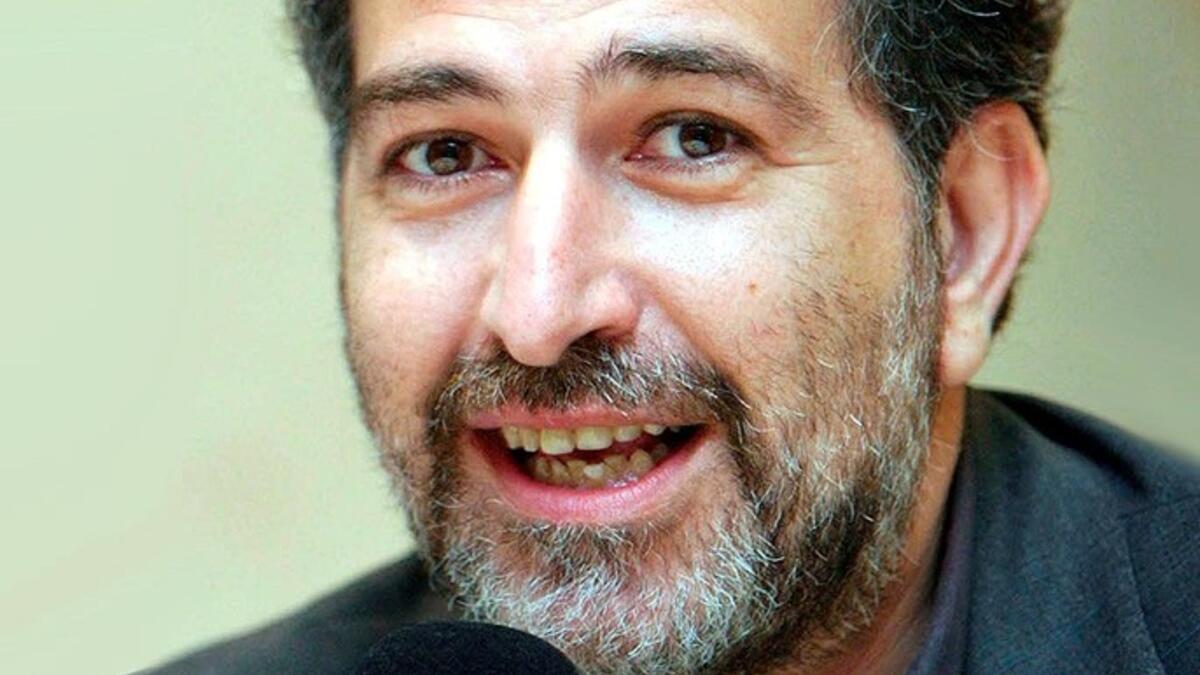 سمير قصير- صحفي لبناني: تعرض في صيف عام 2005 للاغتيال بانفجار عبوة ناسفة وضعت بسيارته في منطقة الأشرفية شرقي بيروت.