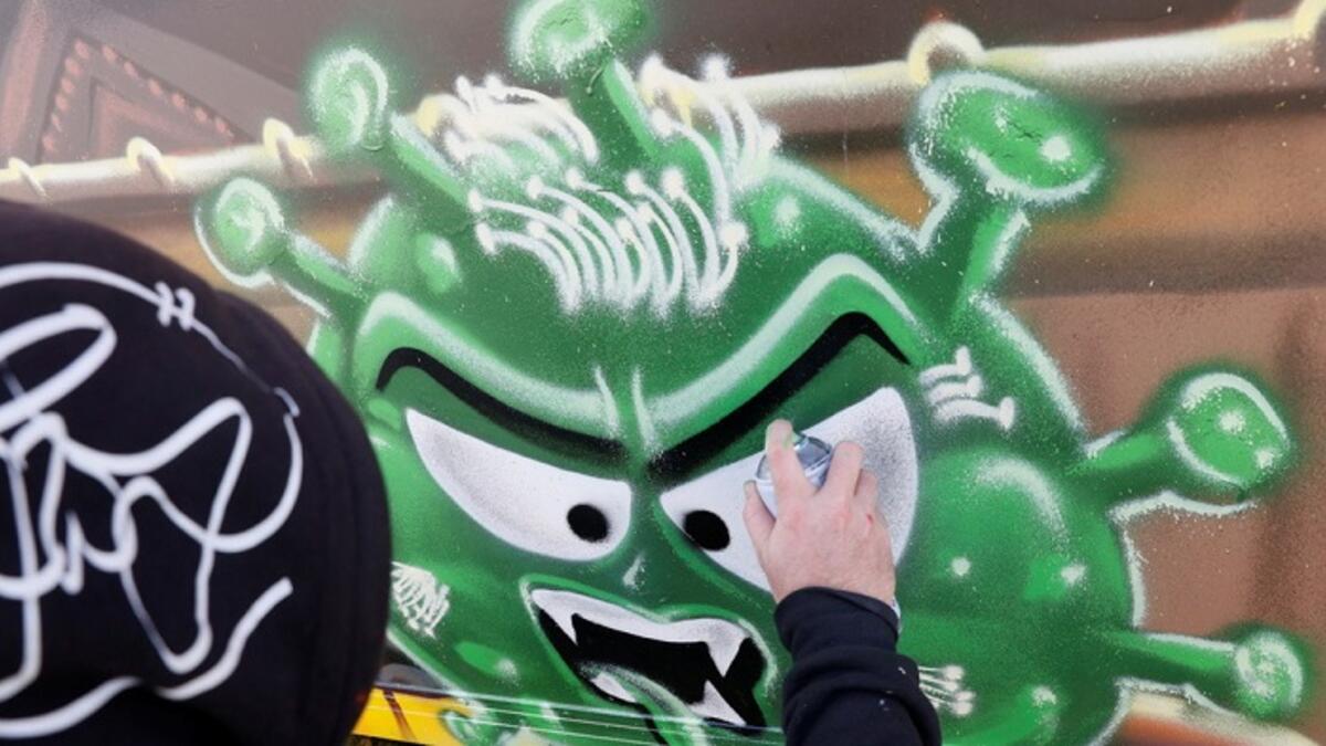 كورونا المستجد: في نهاية 2019، تم الإبلاغ عن أول حالة مشتبه بها لمنظمة الصحة العالمية، بوصفها فيروس كورونا الجديد أو فيروس كورونا المستجد، في مدينة ووهان الصينية قبل أن ينتشر عالميًا ويتسبب في وفاة أكثر من 6 مليون شخص عالميًا.