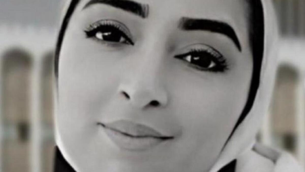 الكويتية فرح أكبر (32 عامًا): أقدم مواطن كويتي باختطافها في شهر رمضان، بعدما اصطدام مركبتها وطعنها أمام طفلتيها ثم ألقائها في مستشفى "العدّان" وهي تنزف لتفارق الحياة قبل أن يتمكن الأطباء من إسعافها كل هذا لرفضها الارتباط به.