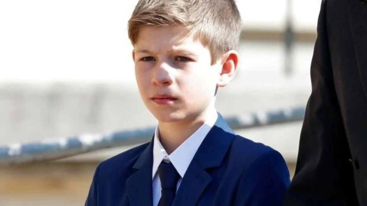 14- جيمس، فيكونت سيفيرن - من مواليد 17 ديسمبر 2007. نجل إدوارد