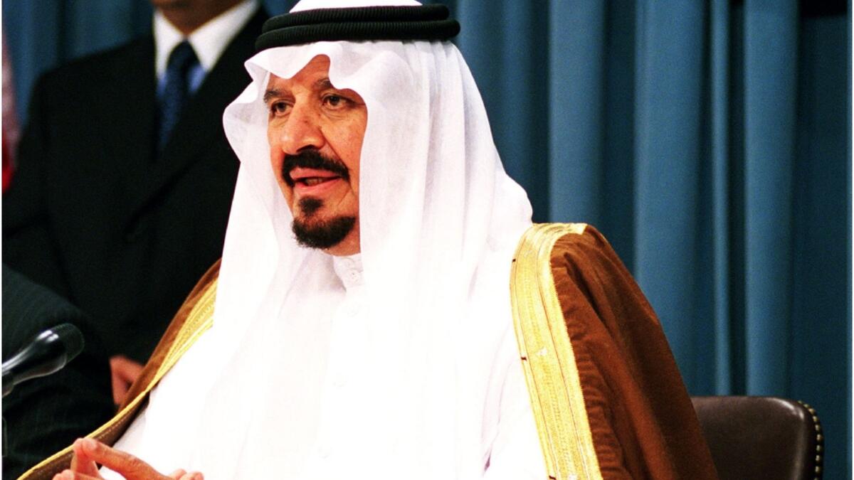 الأمير السعودي سلطان بن عبد العزيز آل سعود (2005-2010): توفي قبل أخيه الملك عبد الله بن عبد العزيز آل سعود.