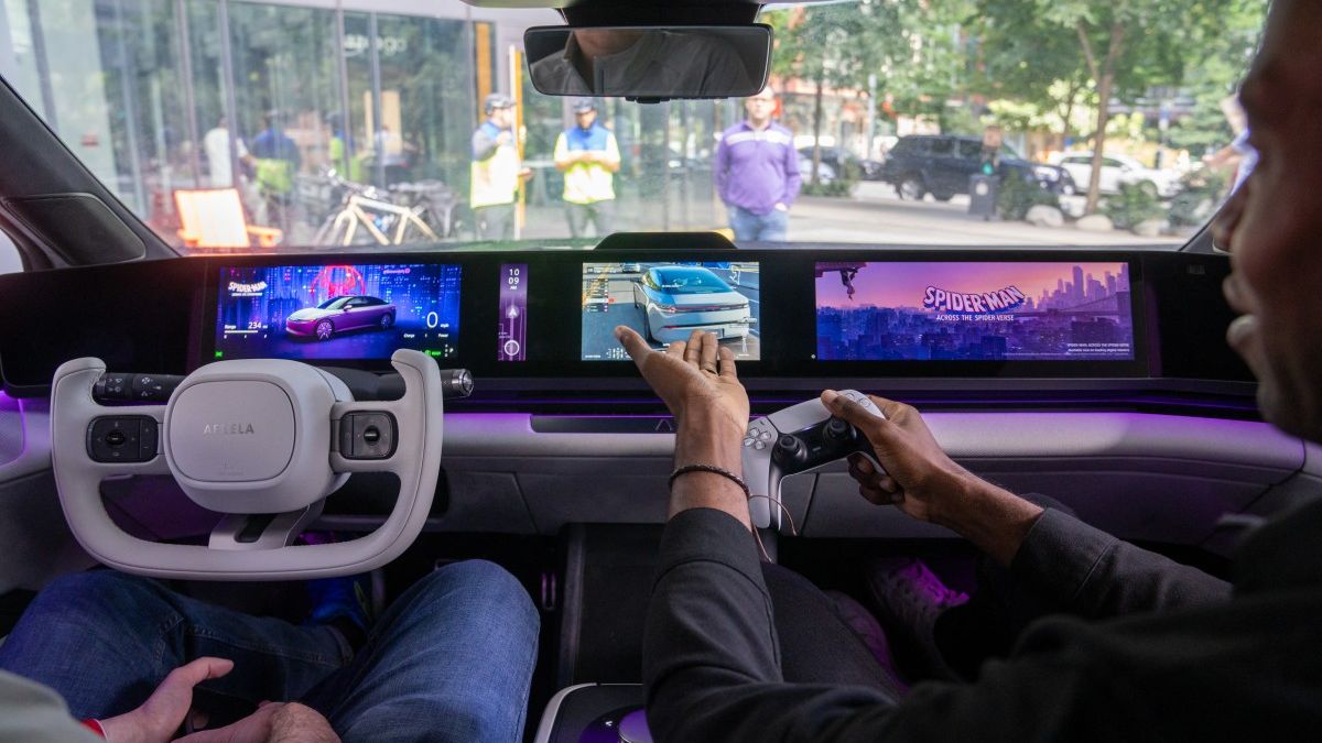 Sony Honda Mobility has collaborated with Epic Games to provide immersive screens inside the car capable of simulating external environmental conditions. These screens will use the Unreal Engine 5.3, potentially leading to more advanced gaming experiences while on the move than ever before.