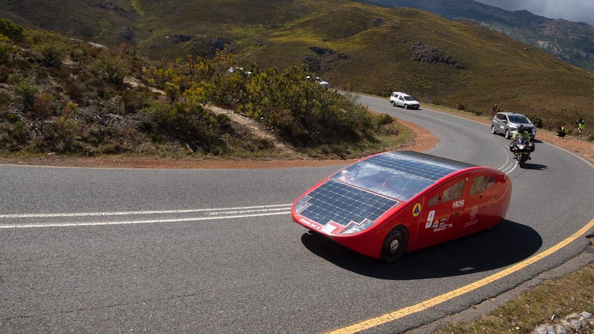 The competition attracted teams from around the globe, including South Africa, Qatar, Italy, Netherlands, Turkey, and Germany. As the victorious Innoptus team crossed the finish line, they were greeted by a cheering crowd and showered with confetti.