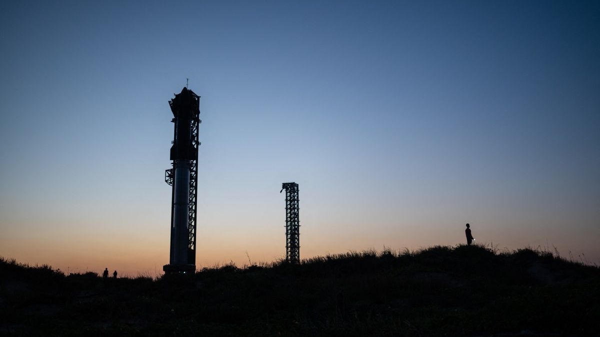 Starship development has progressed through increasingly complex test flights since 2019. The first integrated test flight in April 2023 ended in an explosion, while the fourth test in June saw both the booster and spacecraft survive reentry, marking significant progress.(photo by afp)