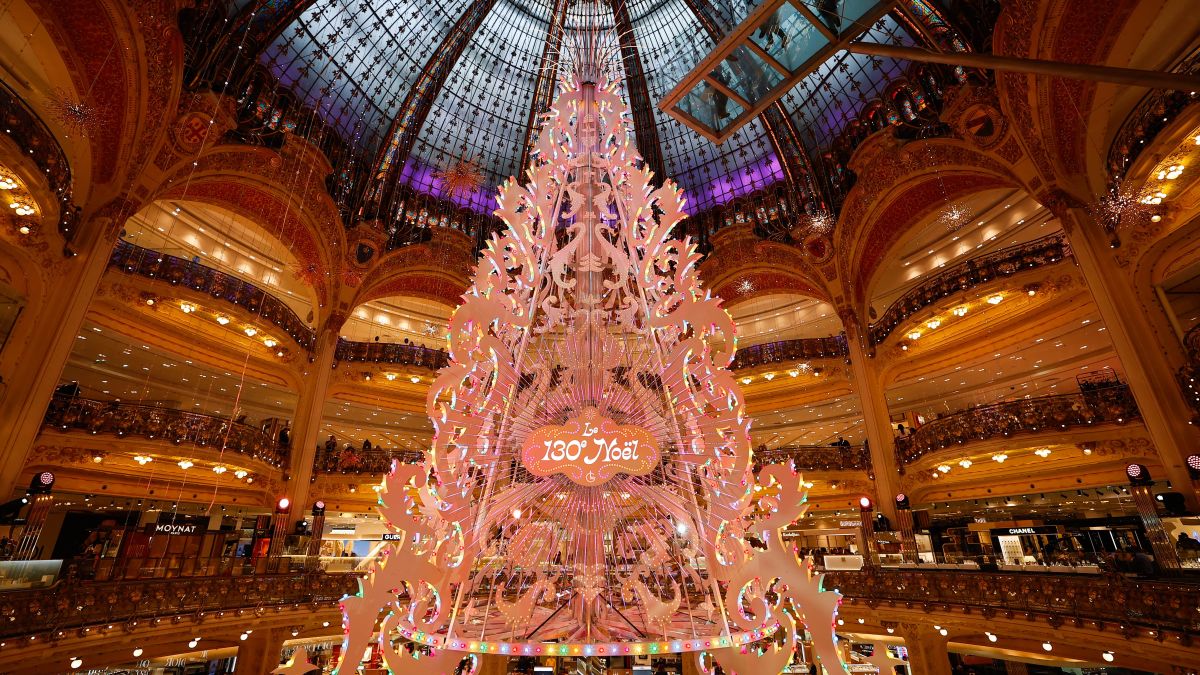 2. Different Dates: Not all Christians celebrate on the same day. Orthodox Christians in Russia, Ukraine, Romania, and some in Greece celebrate on January 7th. (Photo by afp)