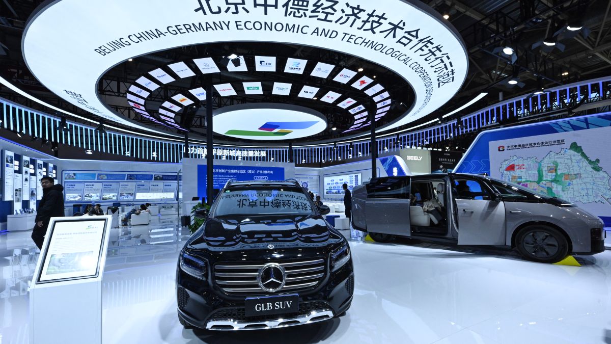 The five-day expo featured more than 600 exhibitors from around 70 countries and regions, establishing cooperative relationships with over 37,000 upstream and downstream suppliers. (Photo by Afp)