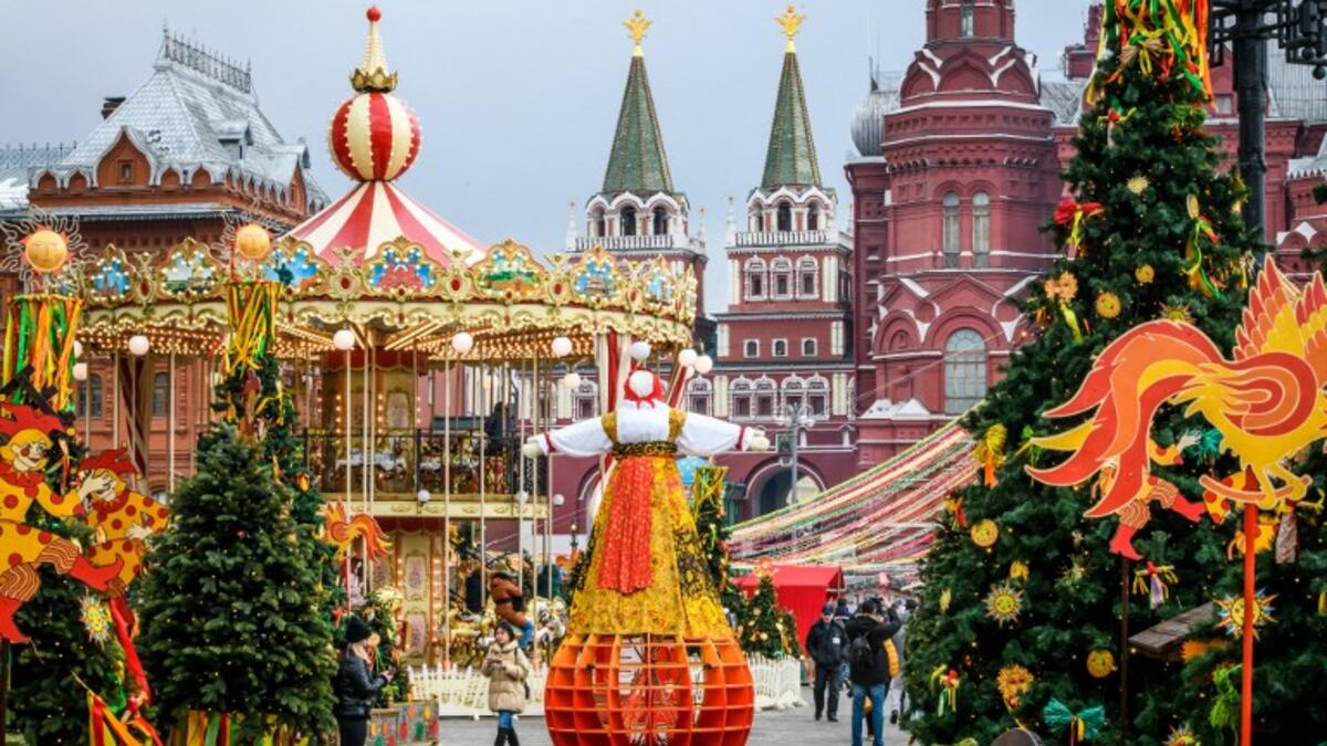 A picture taken on March 1, 2019 shows the decorations for the Shrovetide spring festival outside the Kremlin in Moscow. Mladen ANTONOV / AFP
