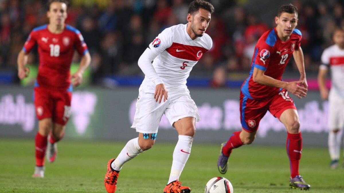 Hakan Calhanoglu